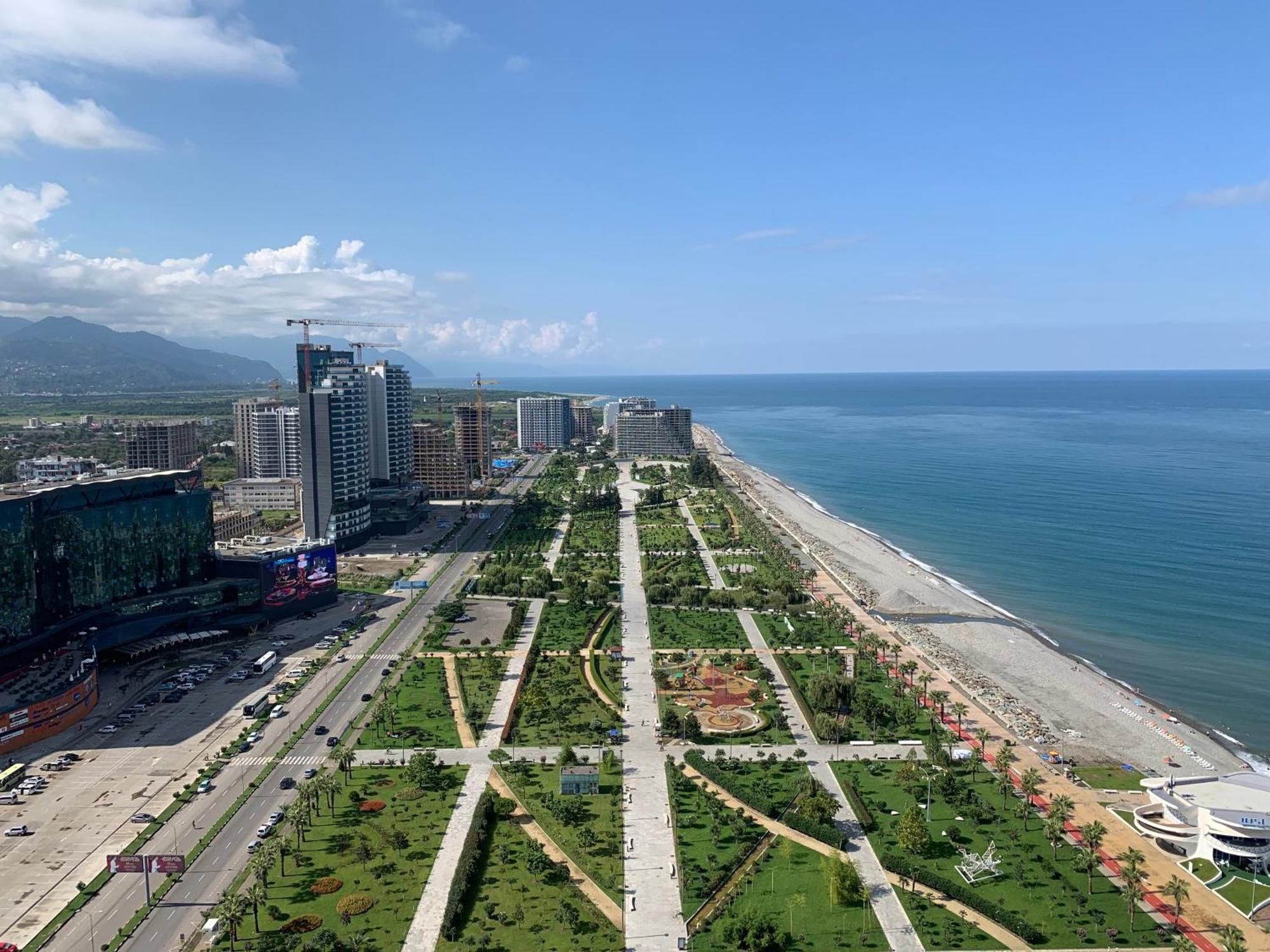 Swiss Quality Apartments Batumi Exterior photo